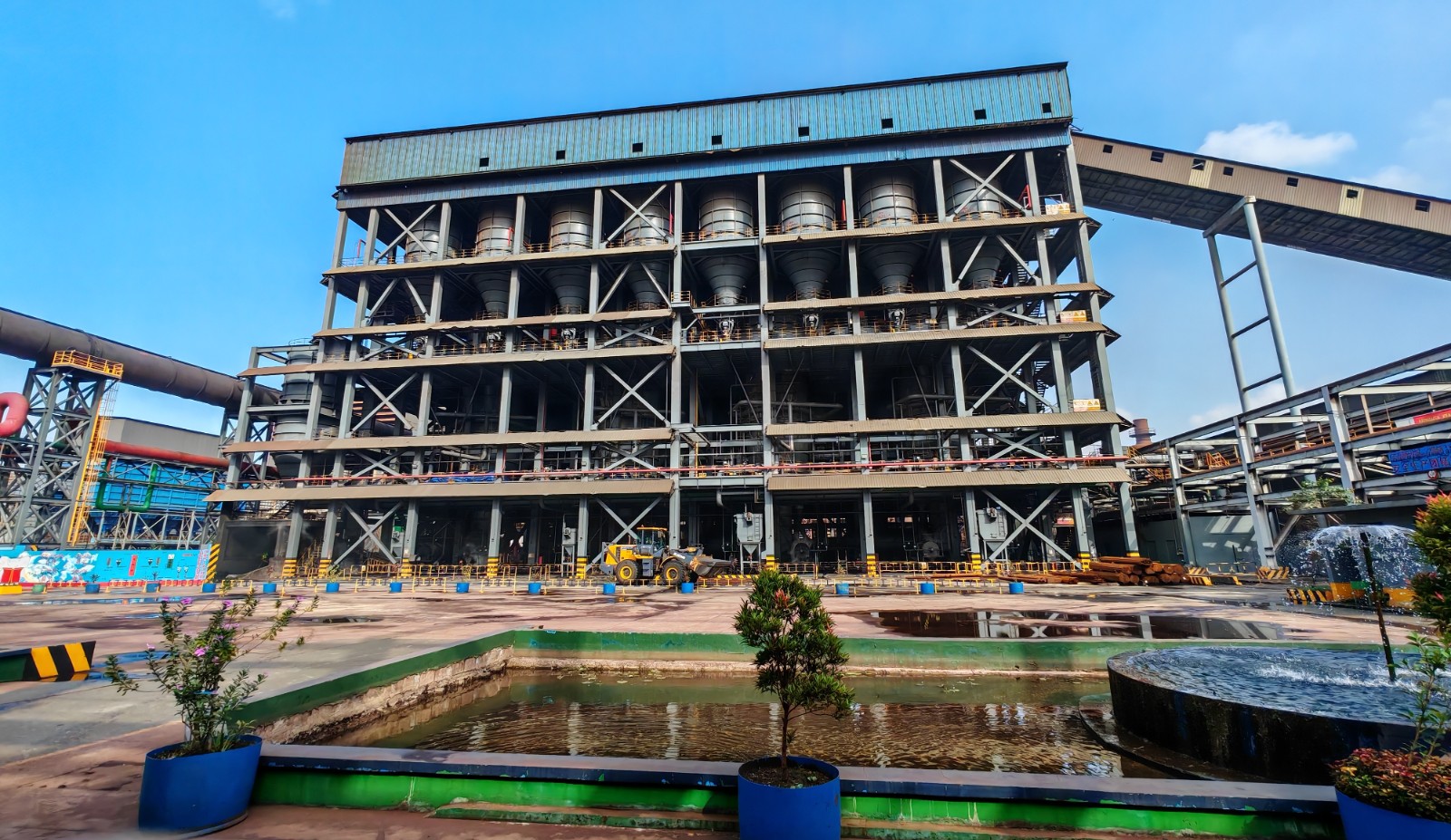 1752110845344590.jpg 1752110845344590.jpg