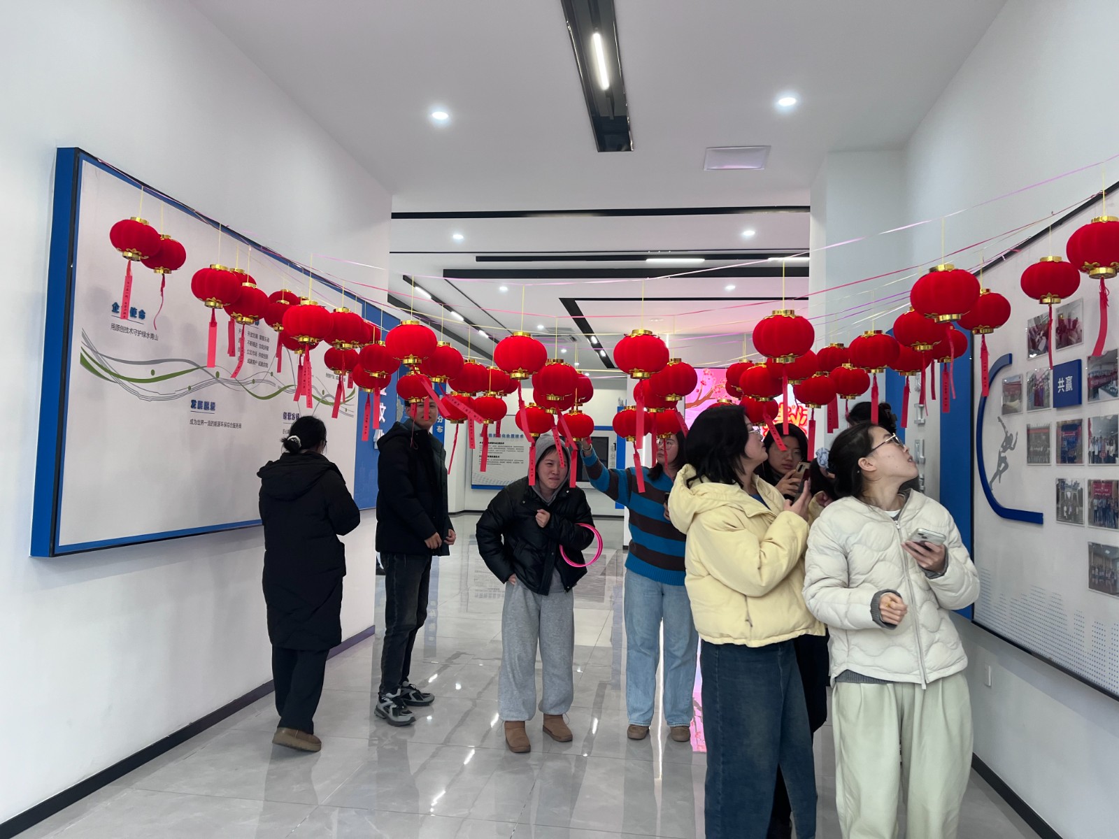 1739433329740583.jpg 1739433329740583.jpg